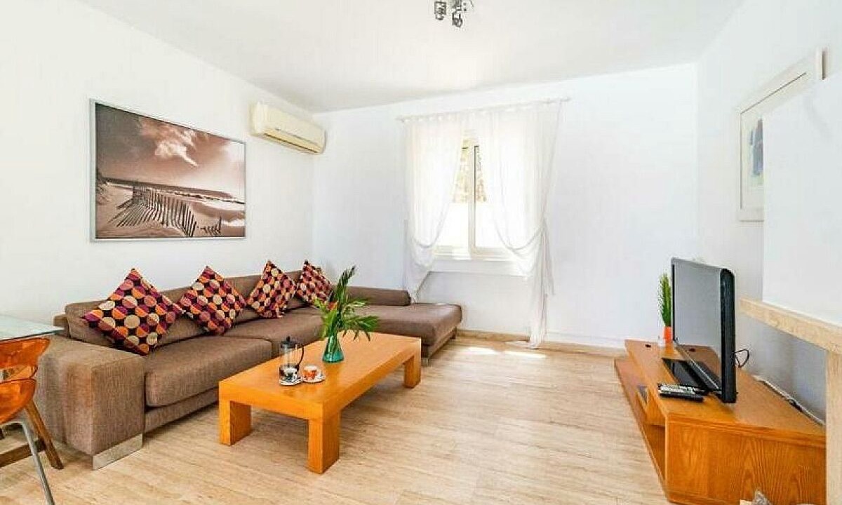 Photo of Livingroom in Latchi