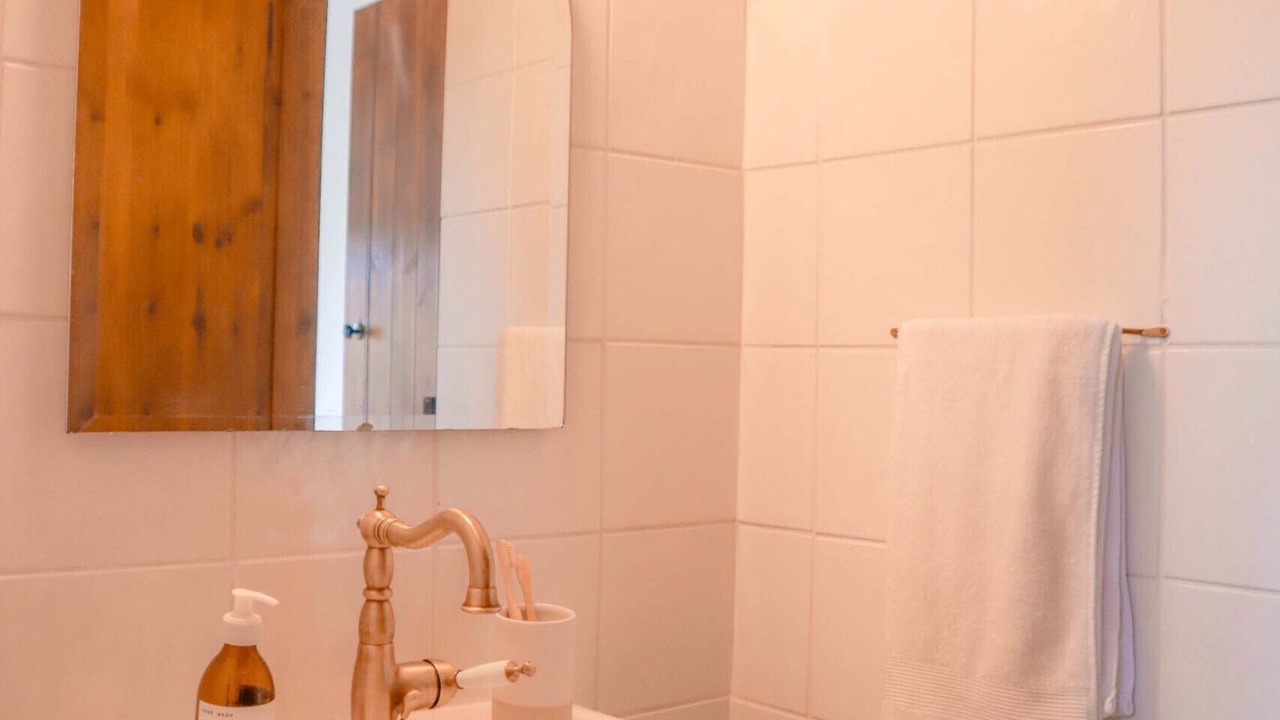 Photo of Bathroom in Pano Akourdalia
