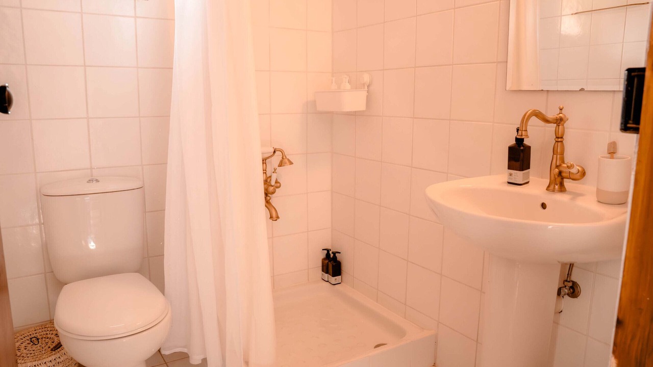 Photo of Bathroom in Pano Akourdalia