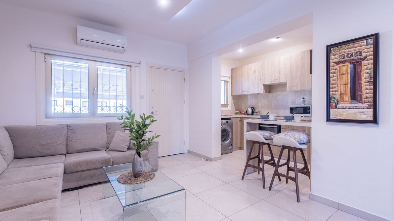 Photo of Livingroom in Larnaca City Centre