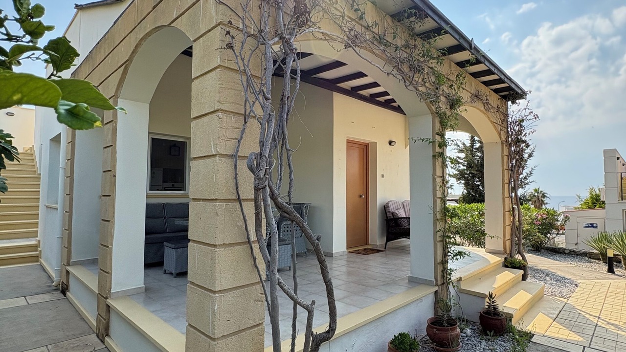 Photo of Patio Balcony in Esentepe
