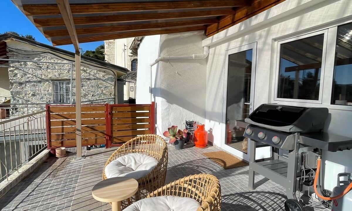Photo of Patio Balcony in Politiko