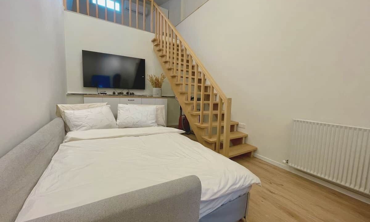 Photo of Bedroom in Politiko