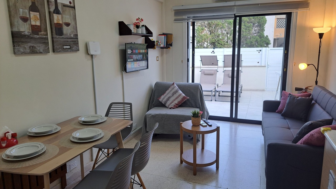 Photo of Livingroom in Pervolia