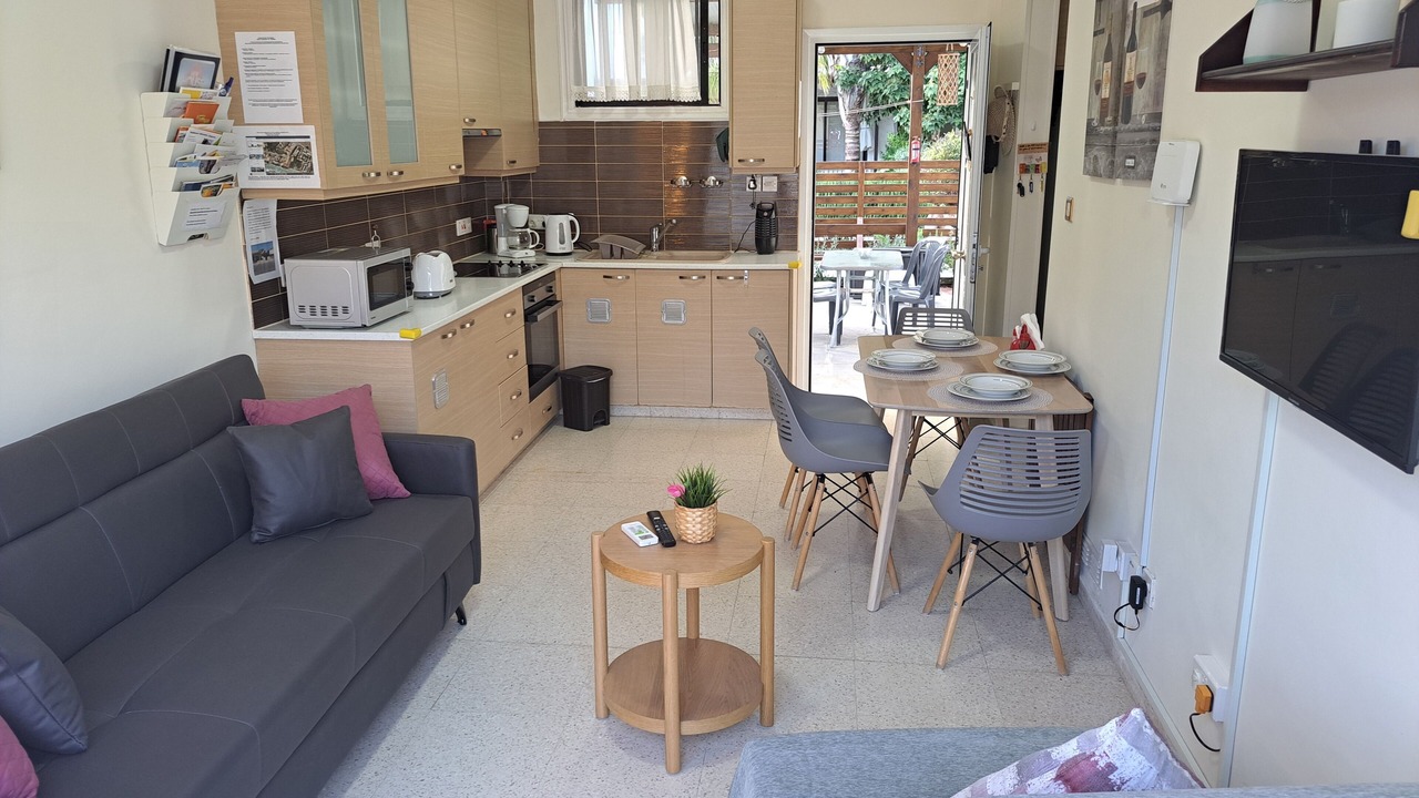 Photo of Livingroom in Pervolia