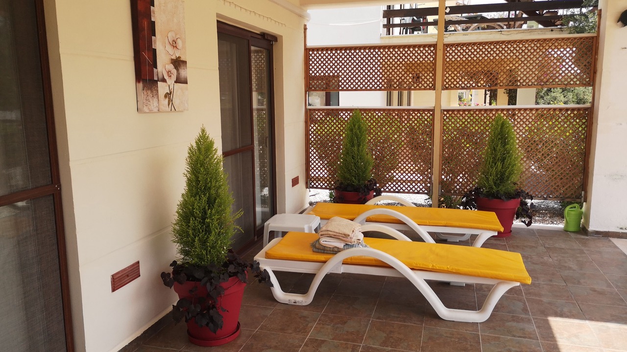 Photo of Patio Balcony in Esentepe