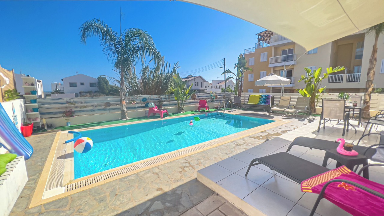 Photo of Outdoor in Kapparis