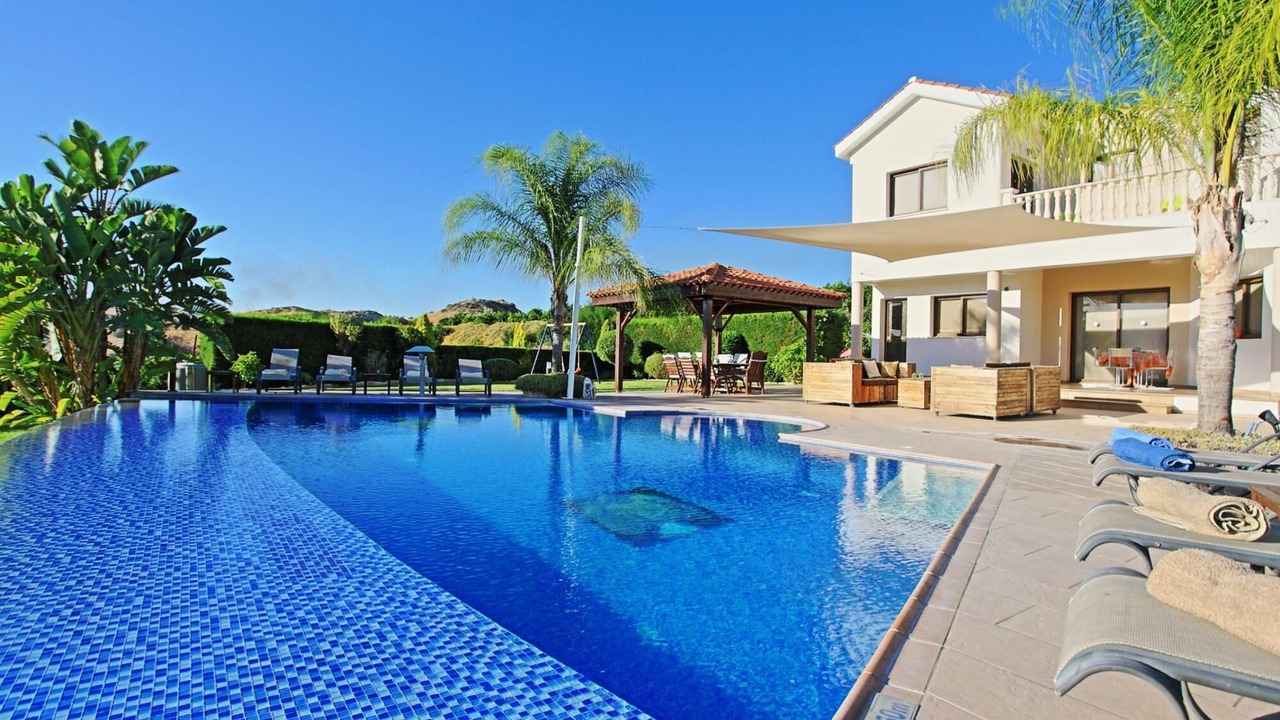Photo of Outdoor in Pano Arodhes