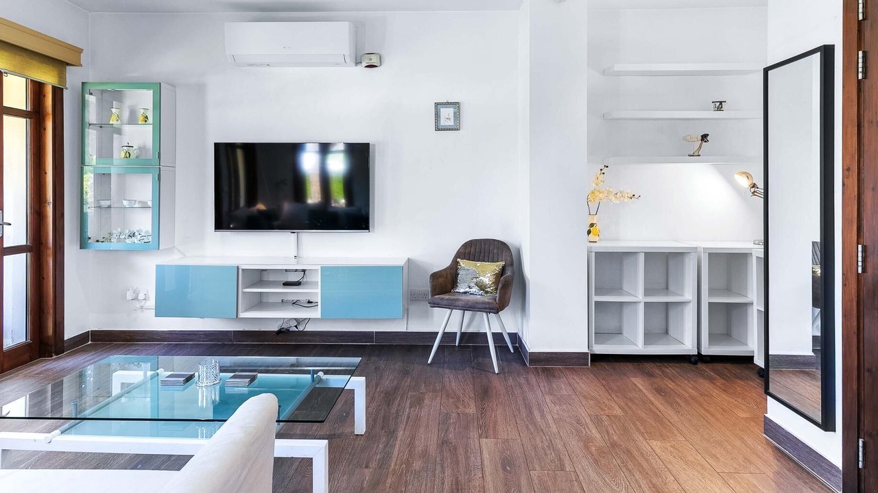 Photo of Livingroom in Aphrodite Hills