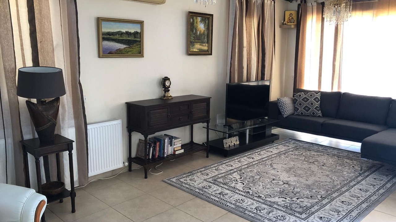 Photo of Livingroom in Pervolia