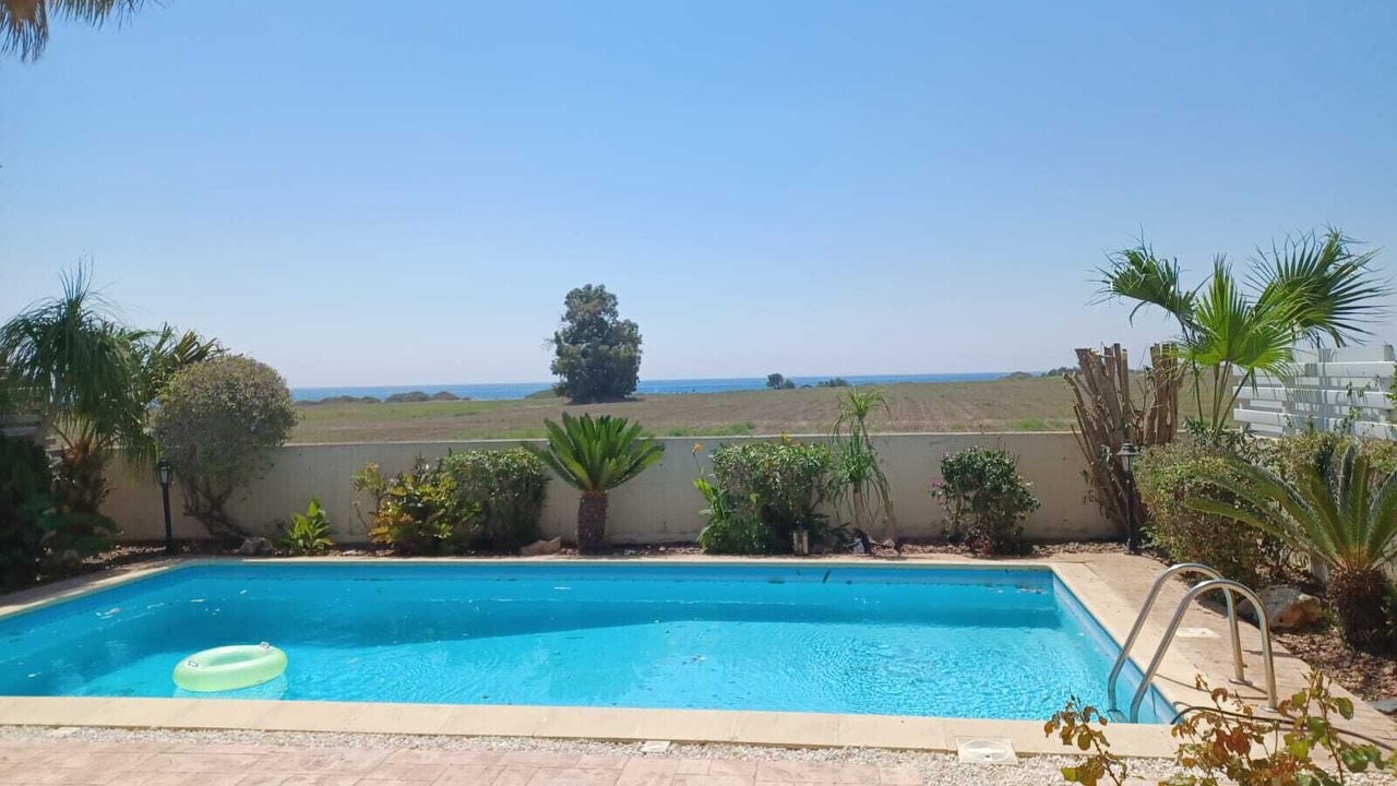 Photo of Outdoor in Pervolia