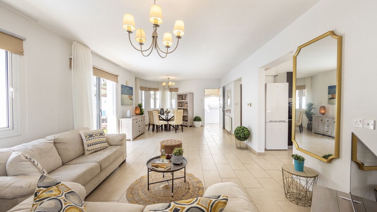 Photo of Livingroom in Pernera