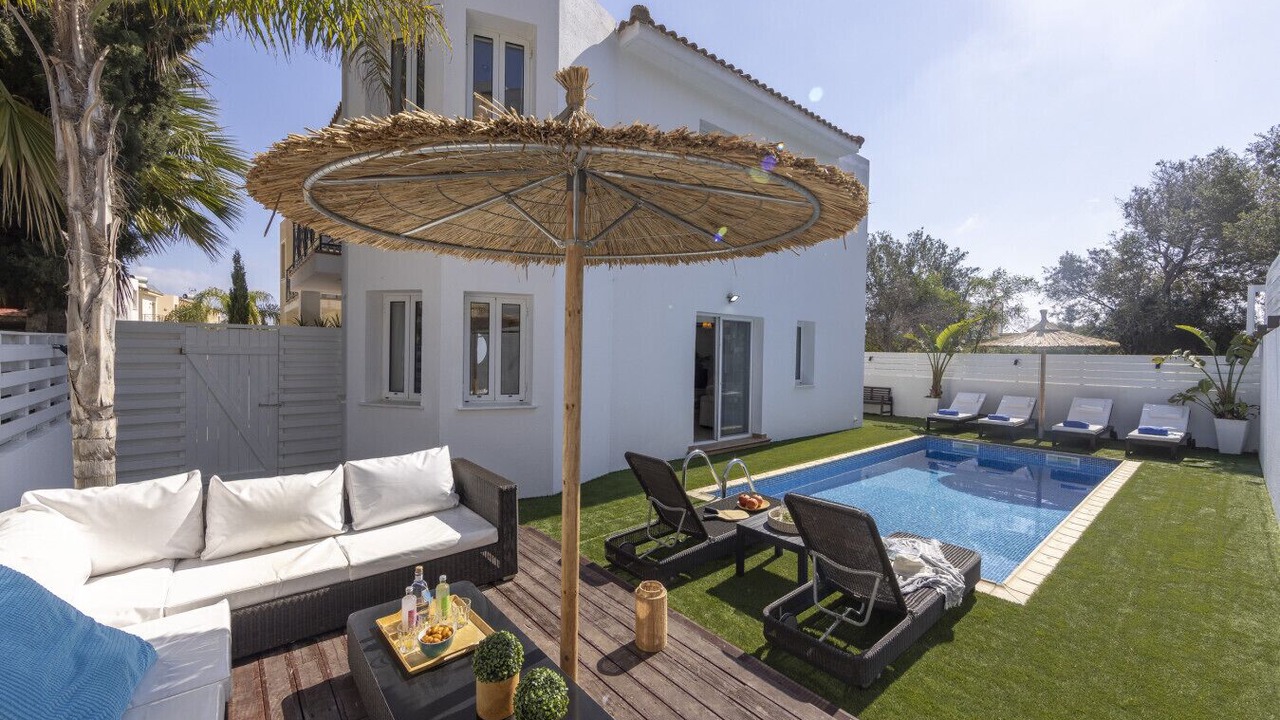Photo of Patio Balcony in Pernera