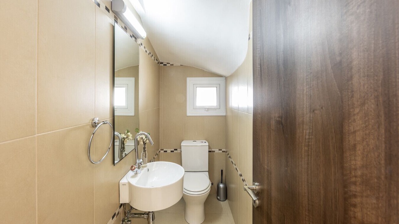 Photo of Bathroom in Pernera