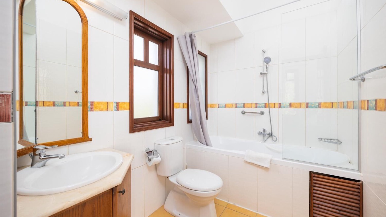 Photo of Bathroom in Argaka