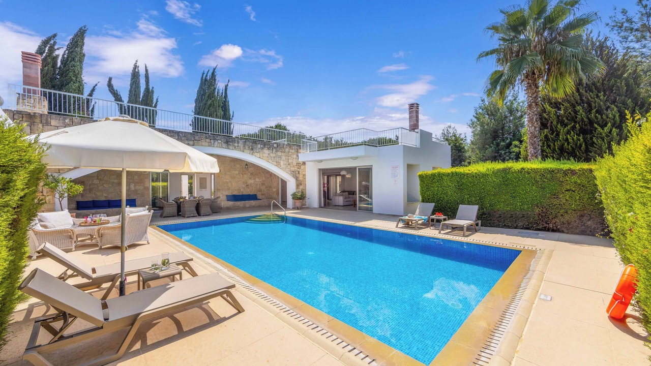 Photo of Outdoor in Giolou