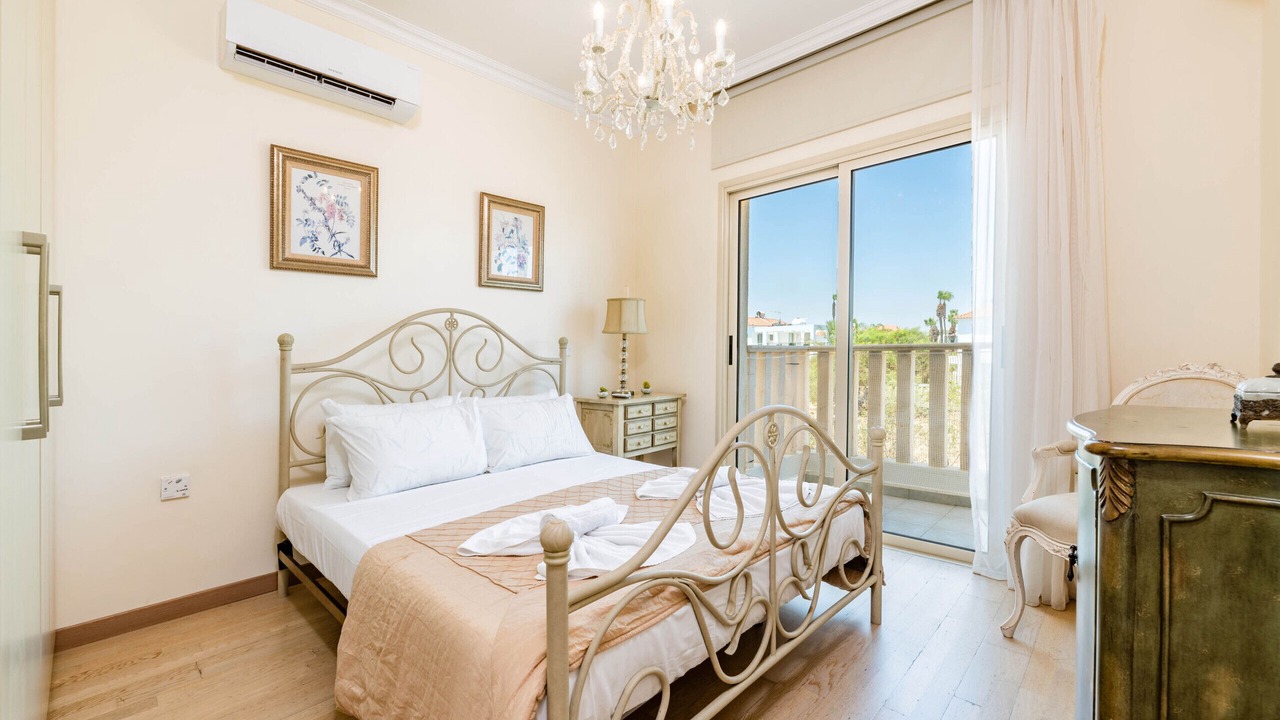 Photo of Bedroom in Pernera