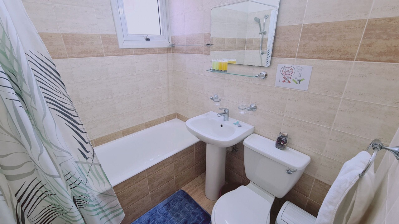 Photo of Bathroom in Skala