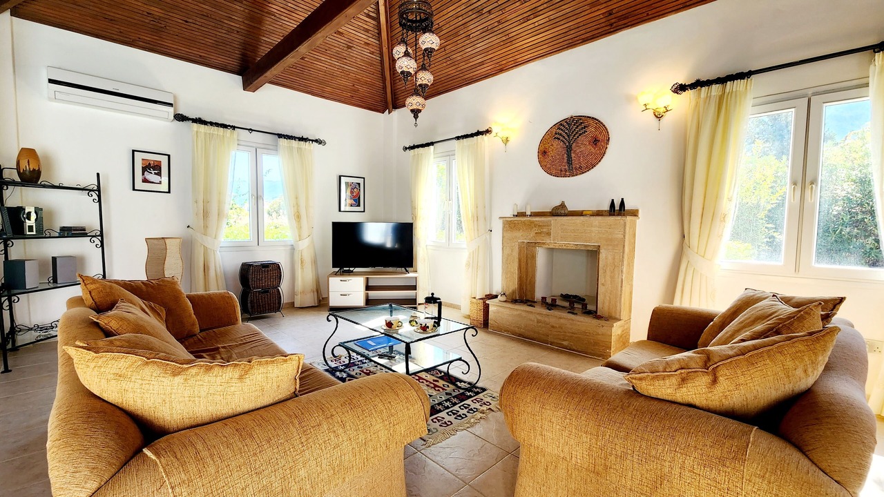 Photo of Livingroom in Kyrenia District