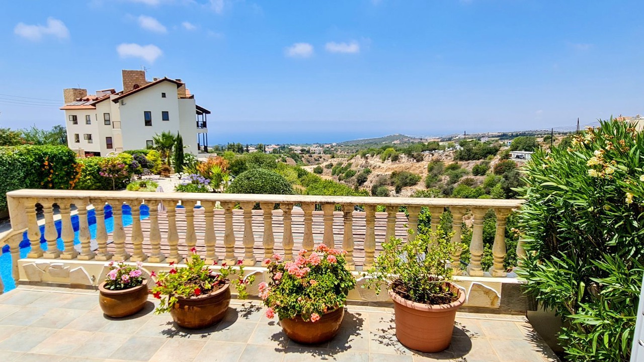 Photo of Patio Balcony in Tala