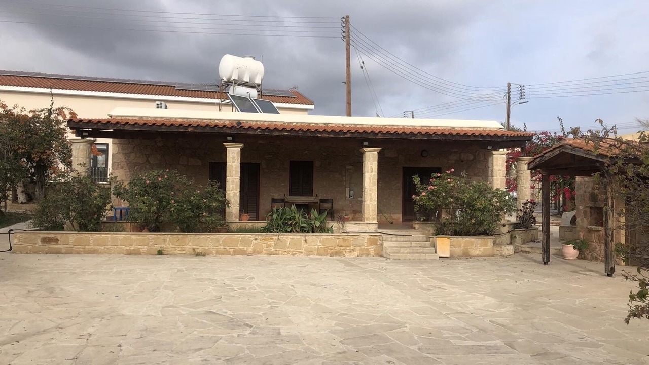 Photo of Outdoor in Tremithousa
