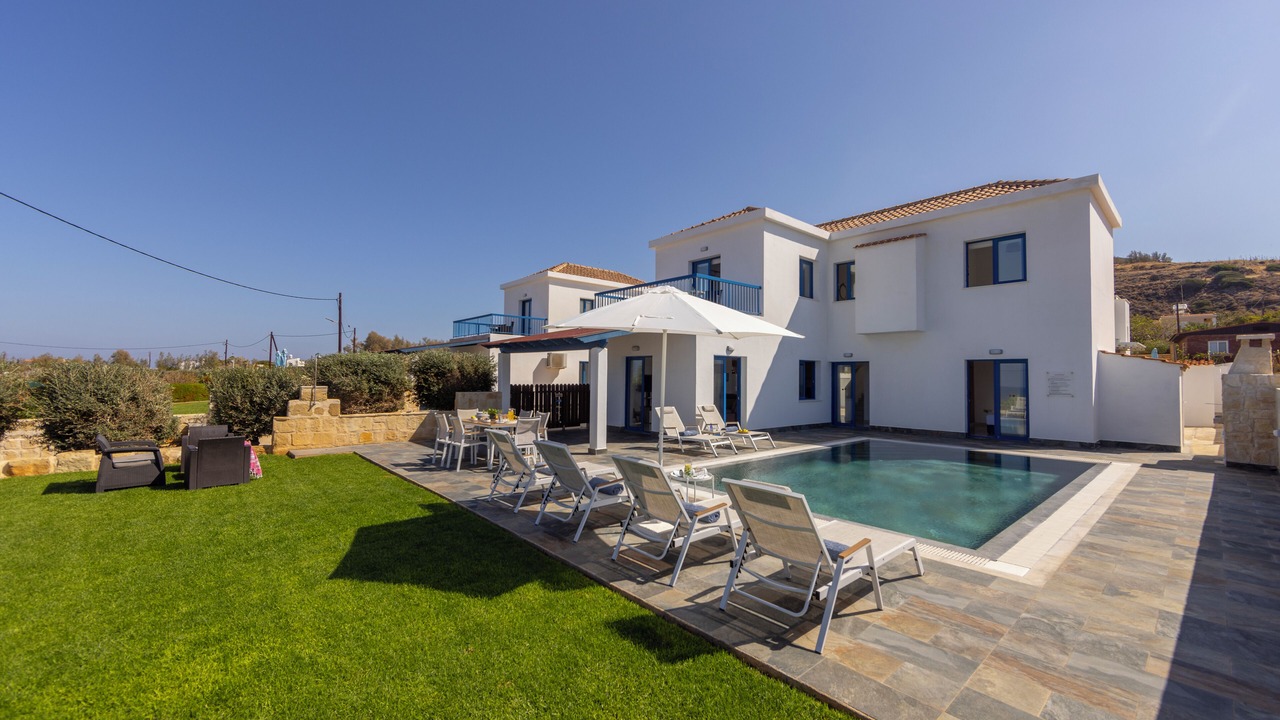 Photo of Outdoor in Pomos