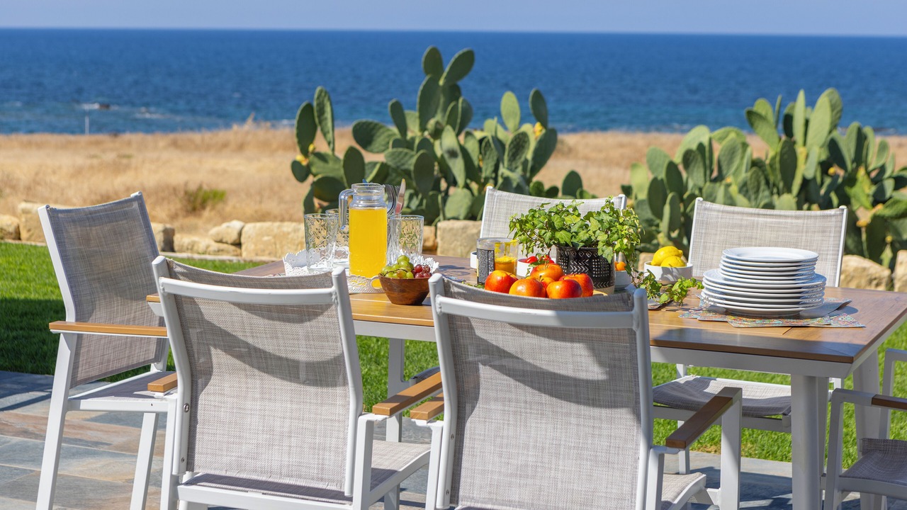 Photo of Outdoor in Pomos
