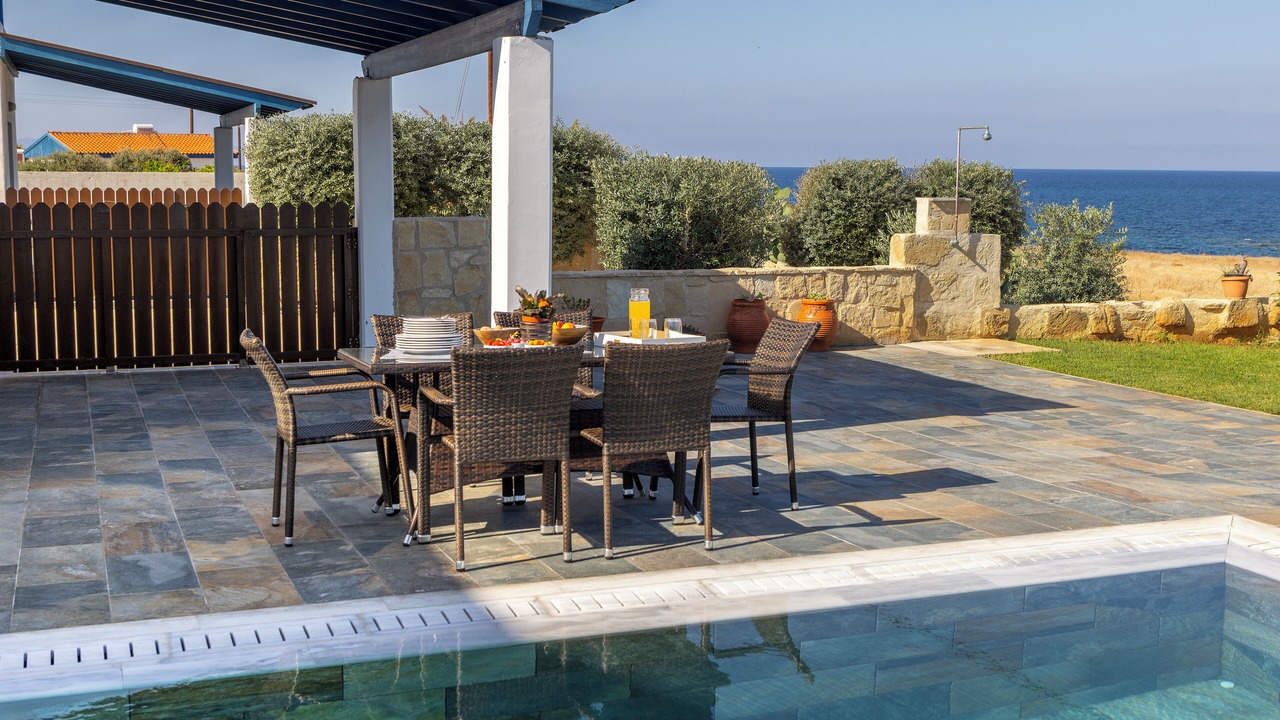 Photo of Outdoor in Pomos