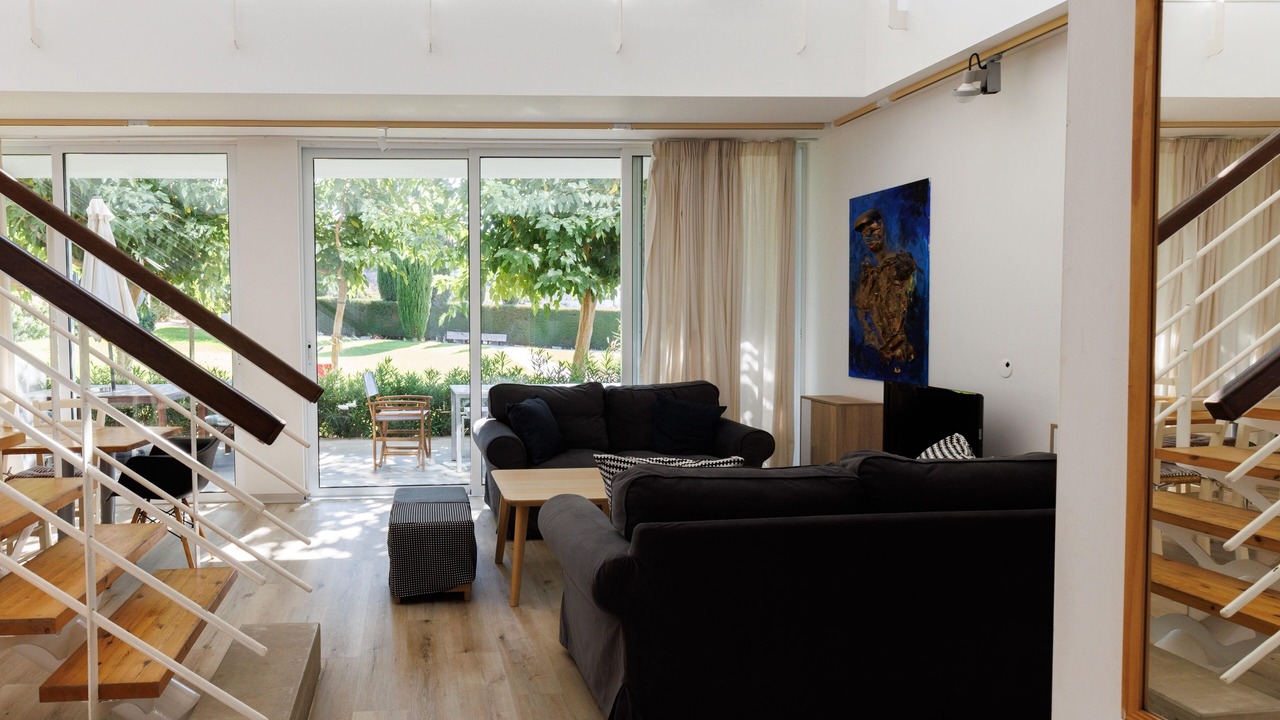 Photo of Livingroom in Pentakomo