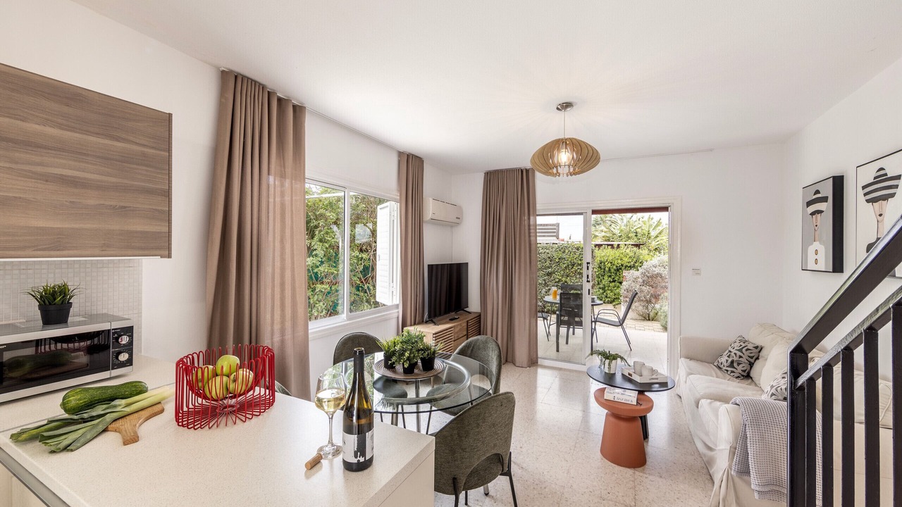 Photo of Livingroom in Pervolia
