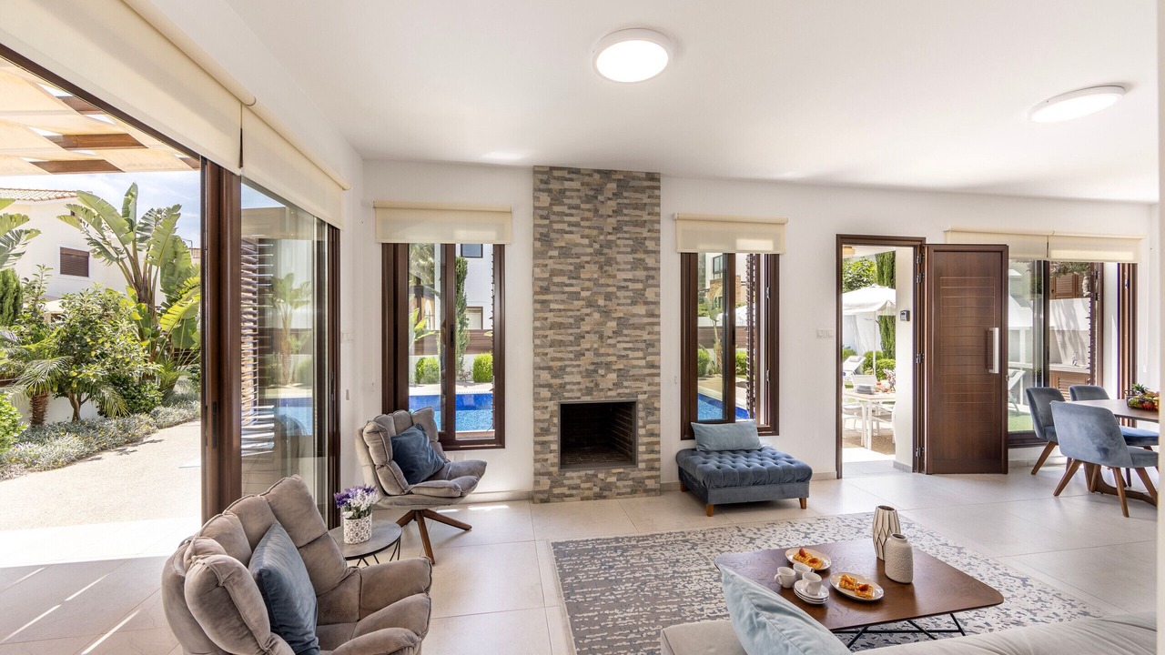 Photo of Livingroom in Ayia Thekla