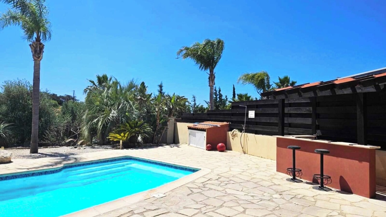 Photo of Outdoor in Moutallos