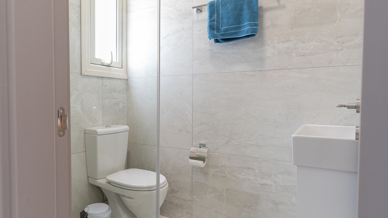 Photo of Bathroom in Erimi