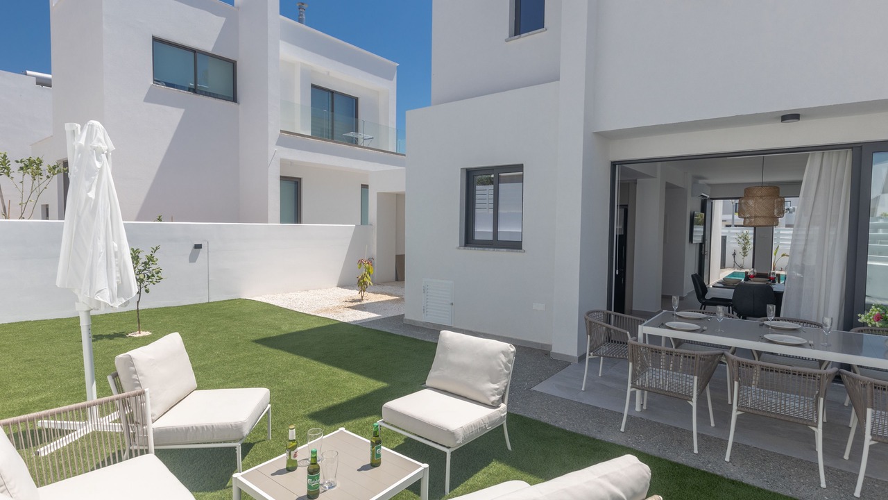 Photo of Outdoor in Pernera