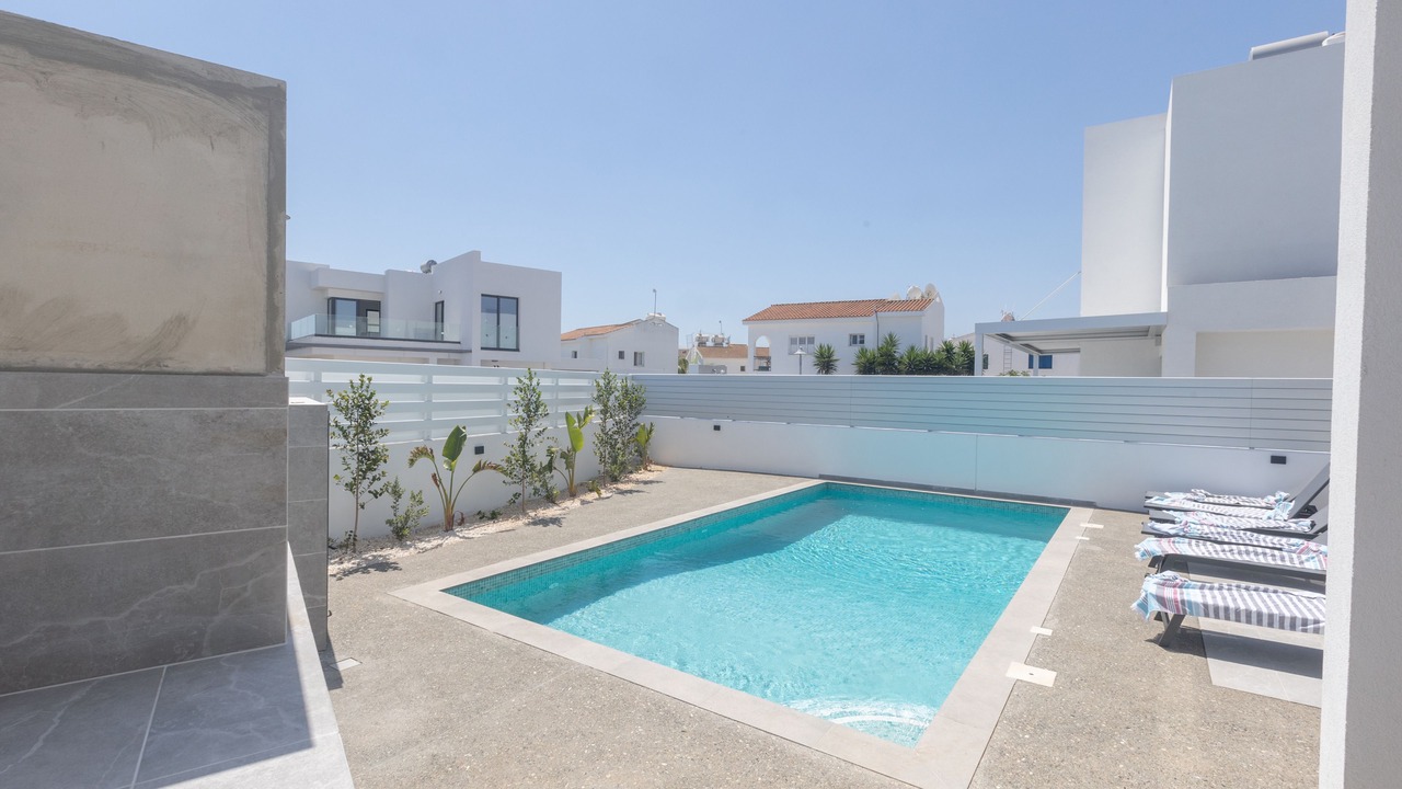Photo of Outdoor in Pernera