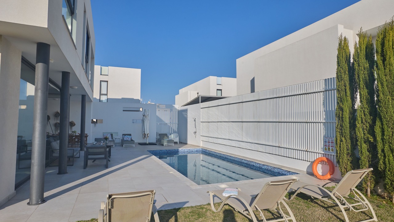 Photo of Outdoor in Pernera