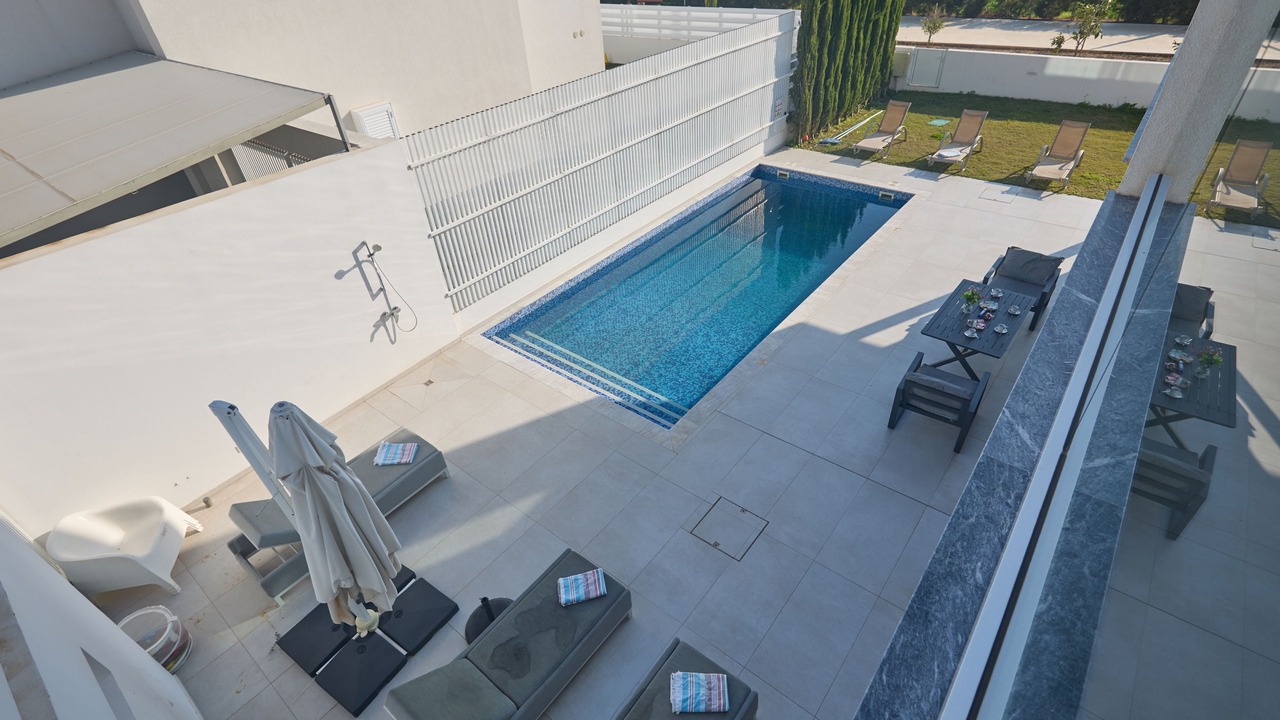 Photo of Outdoor in Pernera
