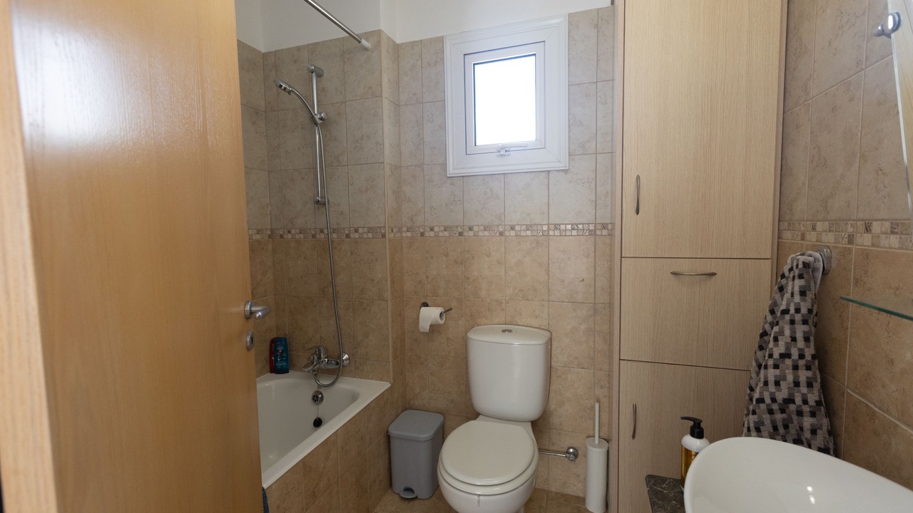 Photo of Bathroom in Pernera
