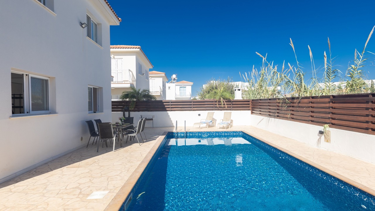 Photo of Outdoor in Pernera