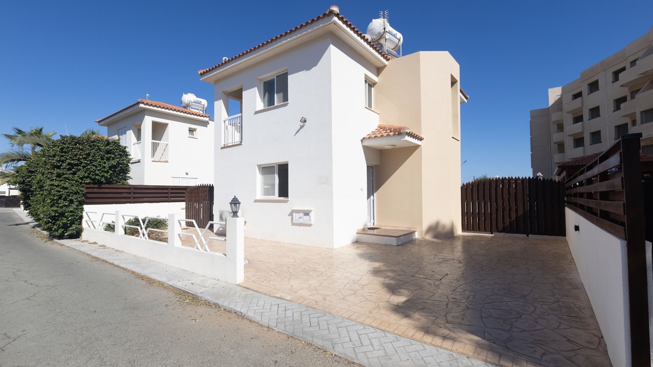 Photo of Outdoor in Pernera