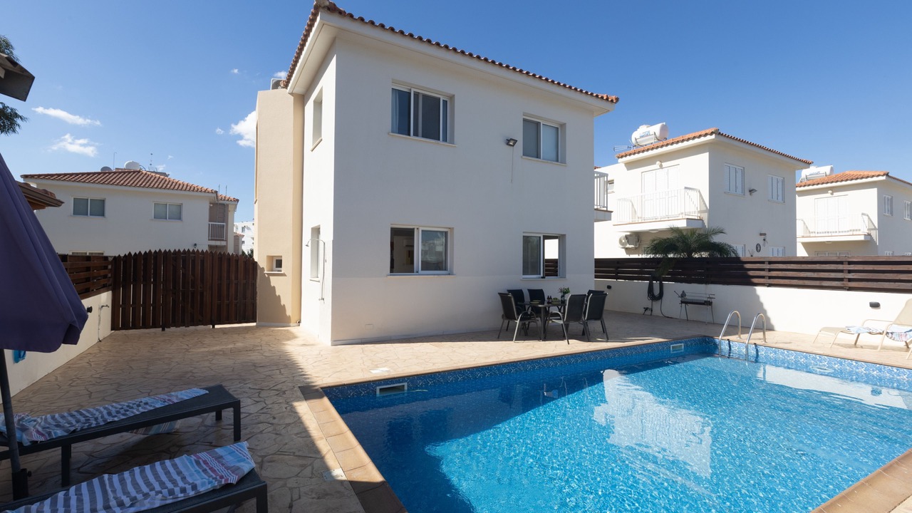 Photo of Outdoor in Pernera