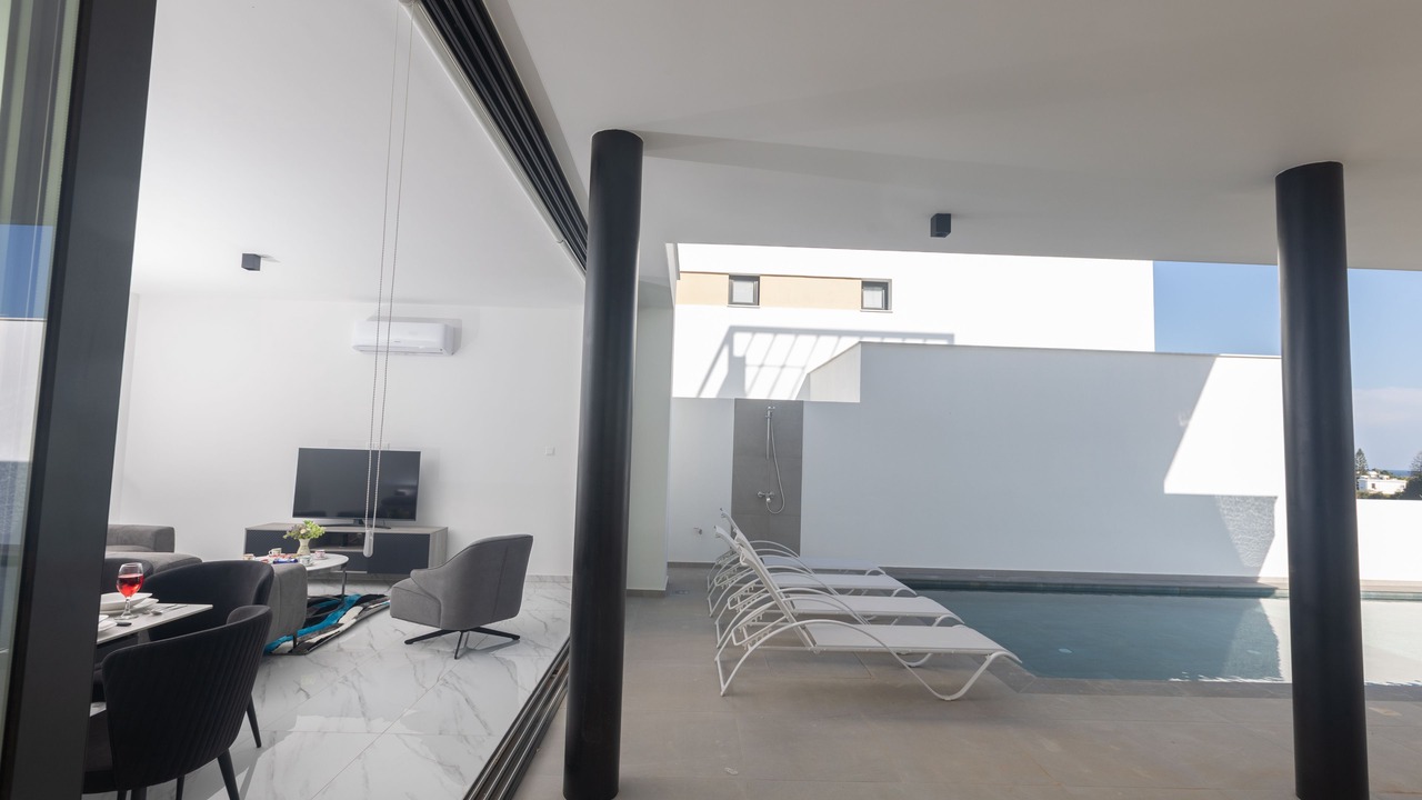 Photo of Patio Balcony in Pernera