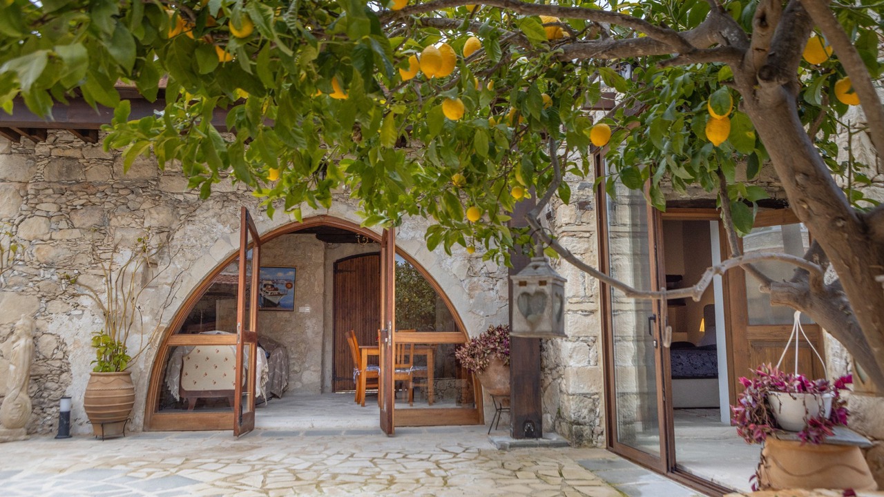 Photo of Others in Pano Arodhes