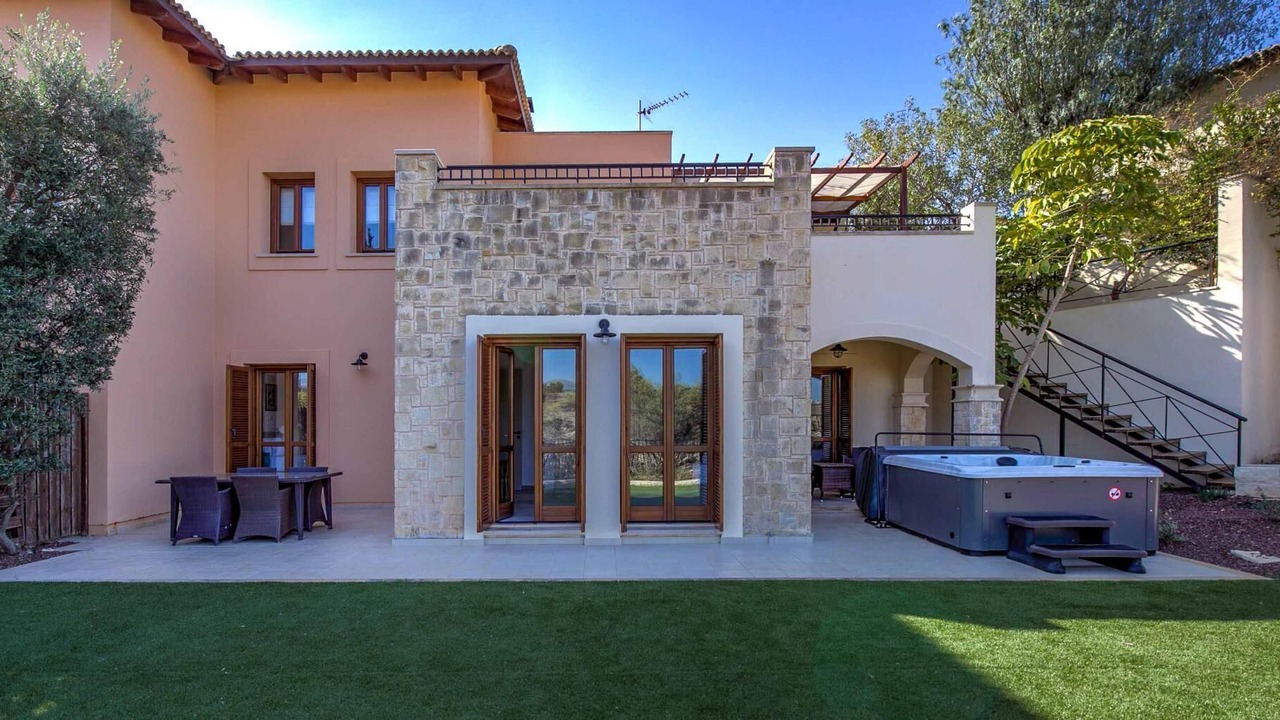Photo of Patio Balcony in Aphrodite Hills