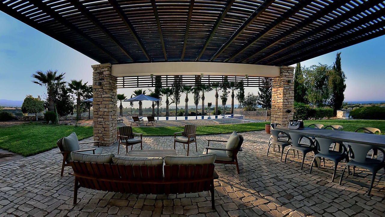 Photo of Outdoor in Polis