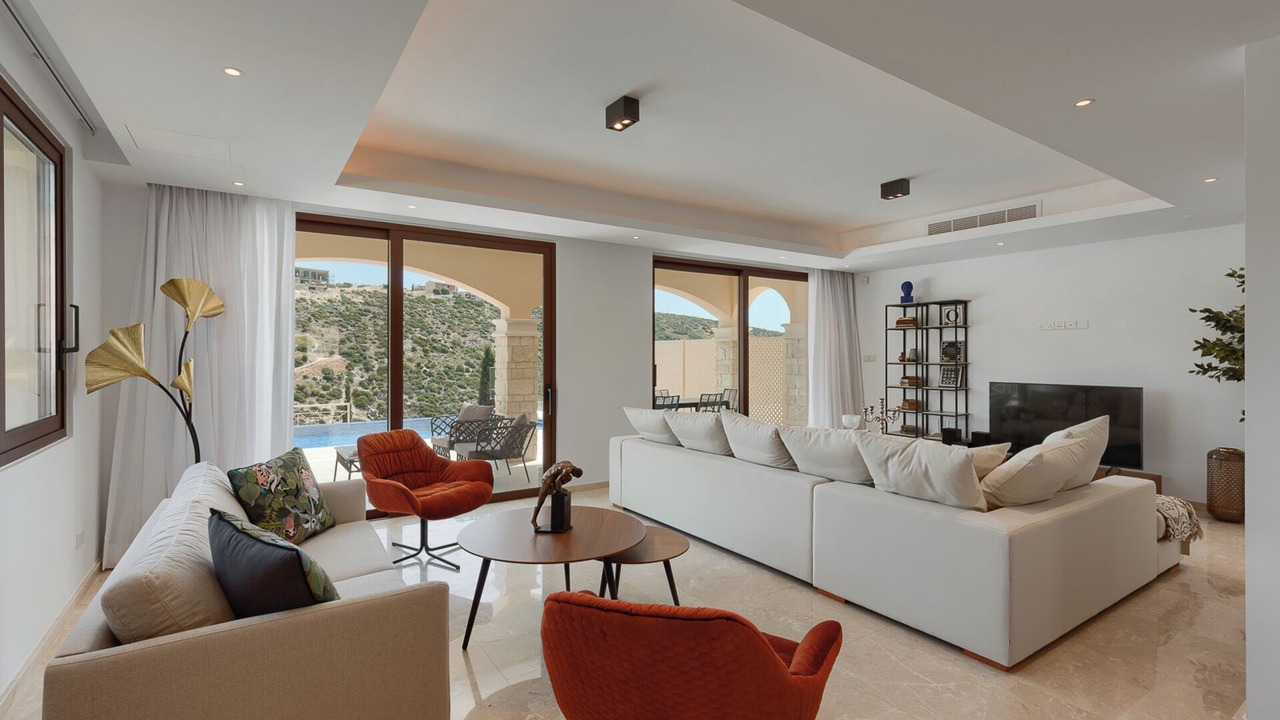Photo of Livingroom in Aphrodite Hills