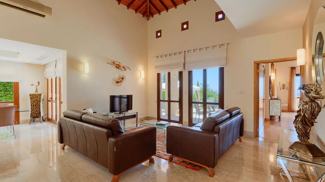 Photo of Livingroom in Aphrodite Hills