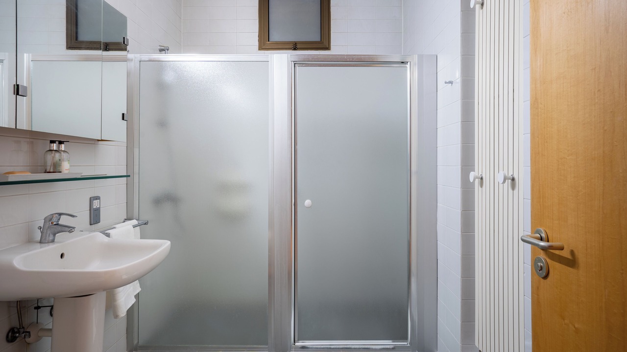 Photo of Bathroom in Platres