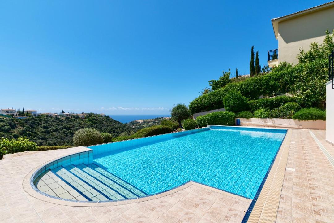 Photo of Others in Aphrodite Hills
