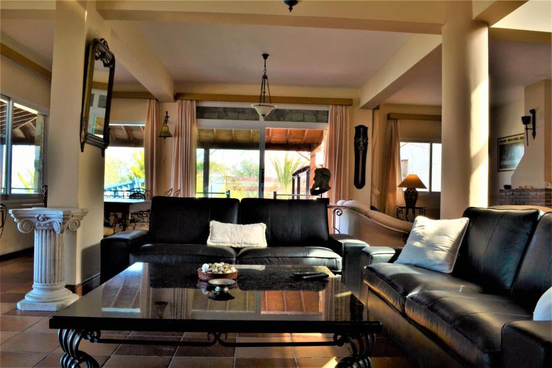 Photo of Livingroom in Pachyammos